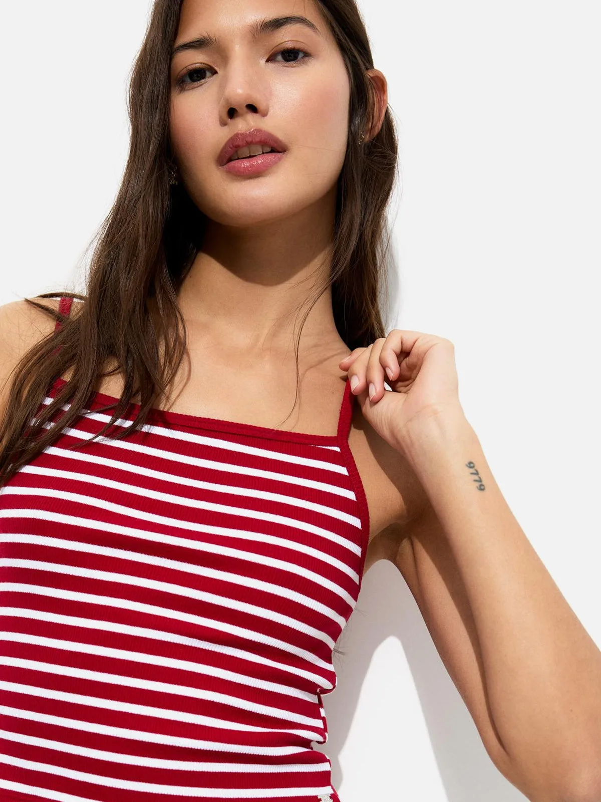 Short Striped Strappy Top - obrazek 2